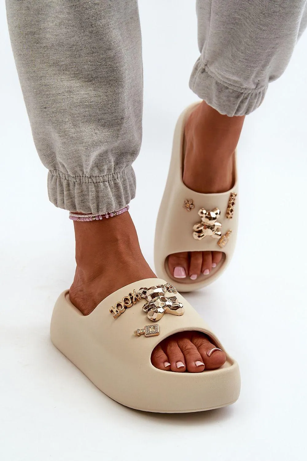 Flip-flops model 198600 Step in style