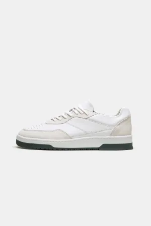 Lakes * The Classic Sneakers