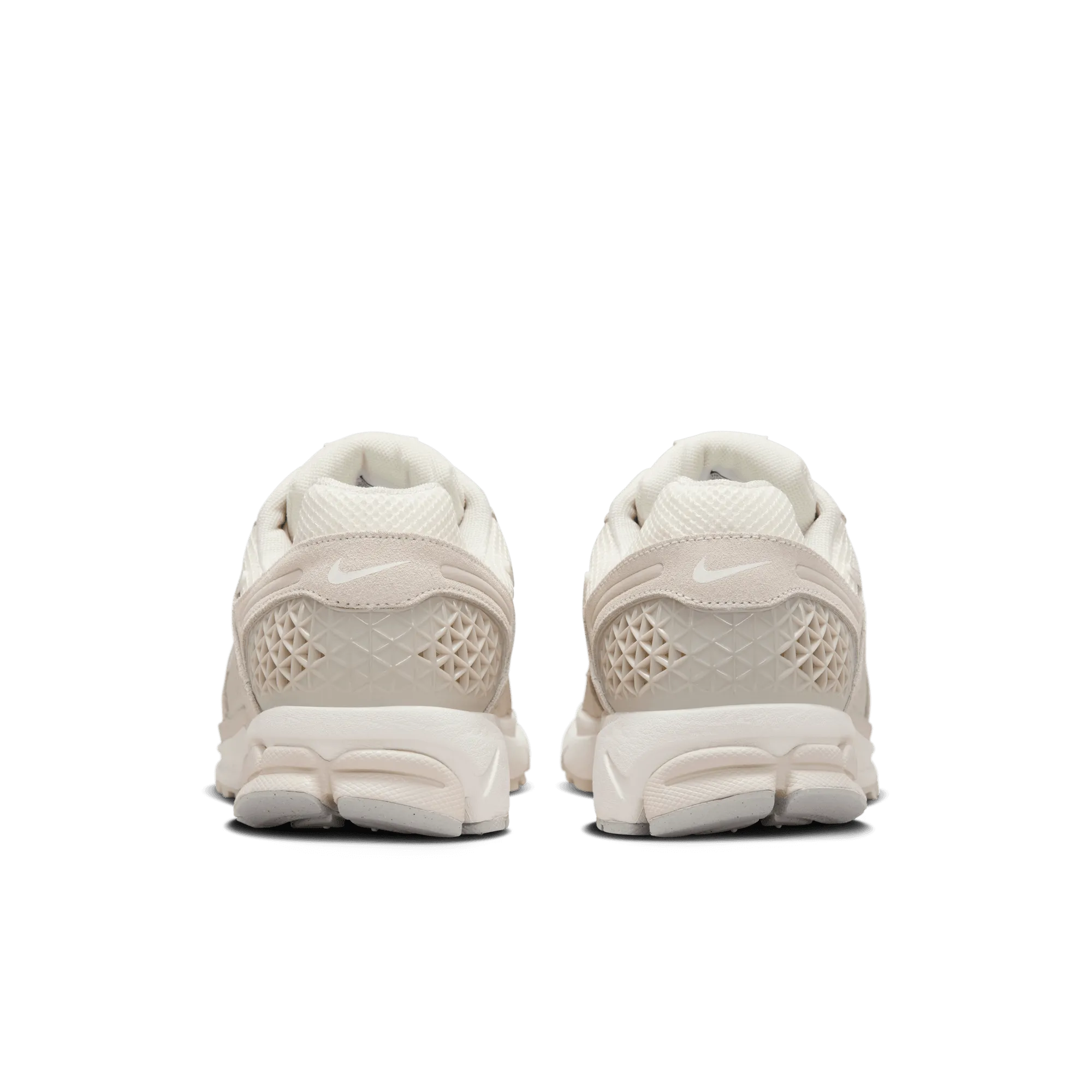 NIKE ZOOM VOMERO 5