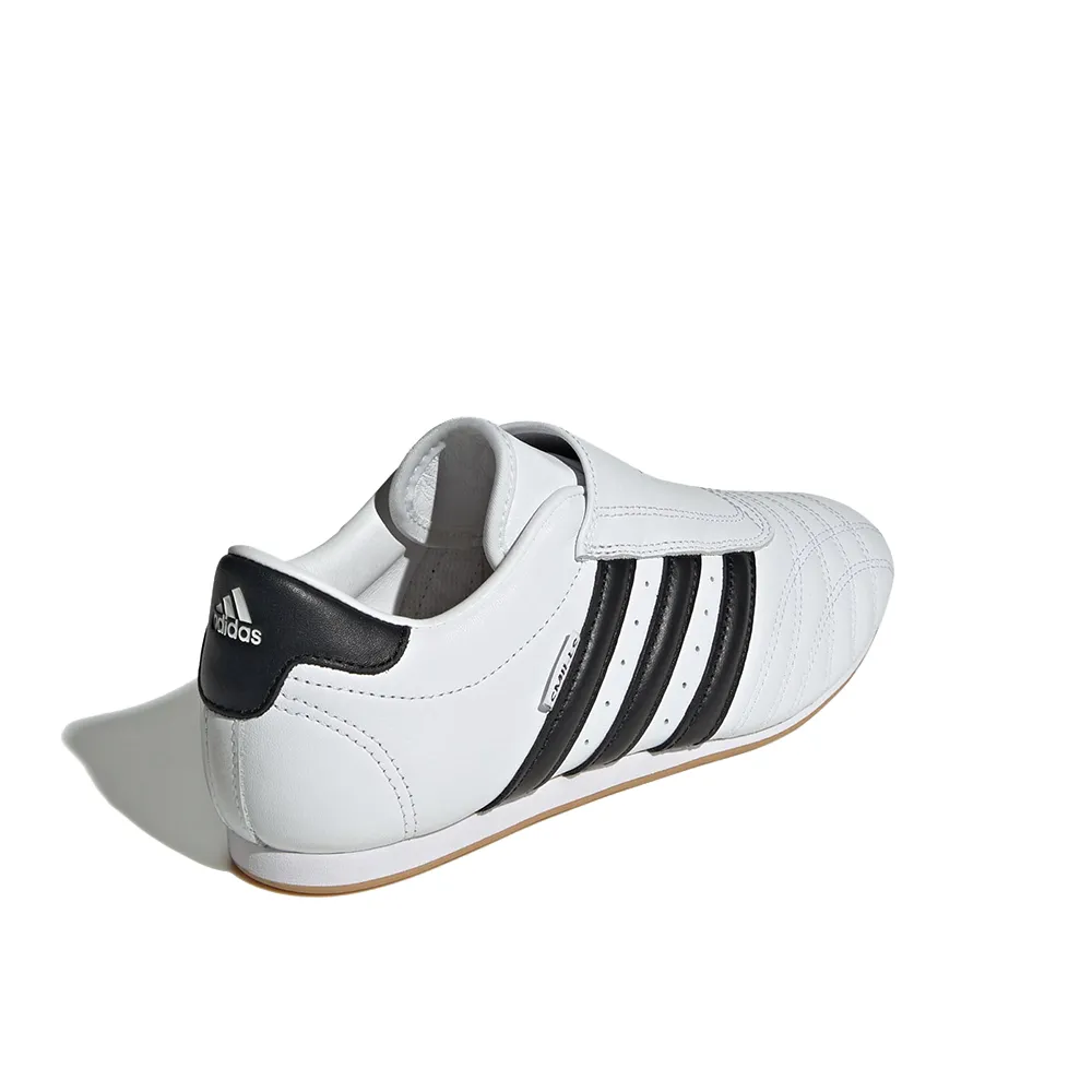 W TAEKWONDO 'White/ Black'