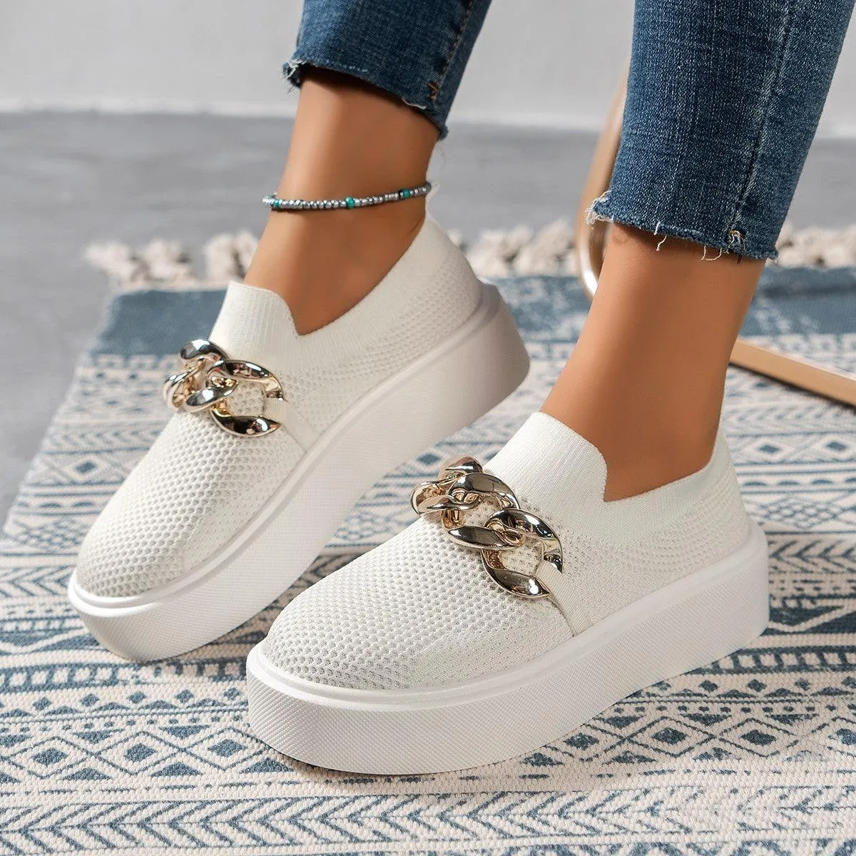 Women's European Style Metal Accent Mid-Heel Net Shoes