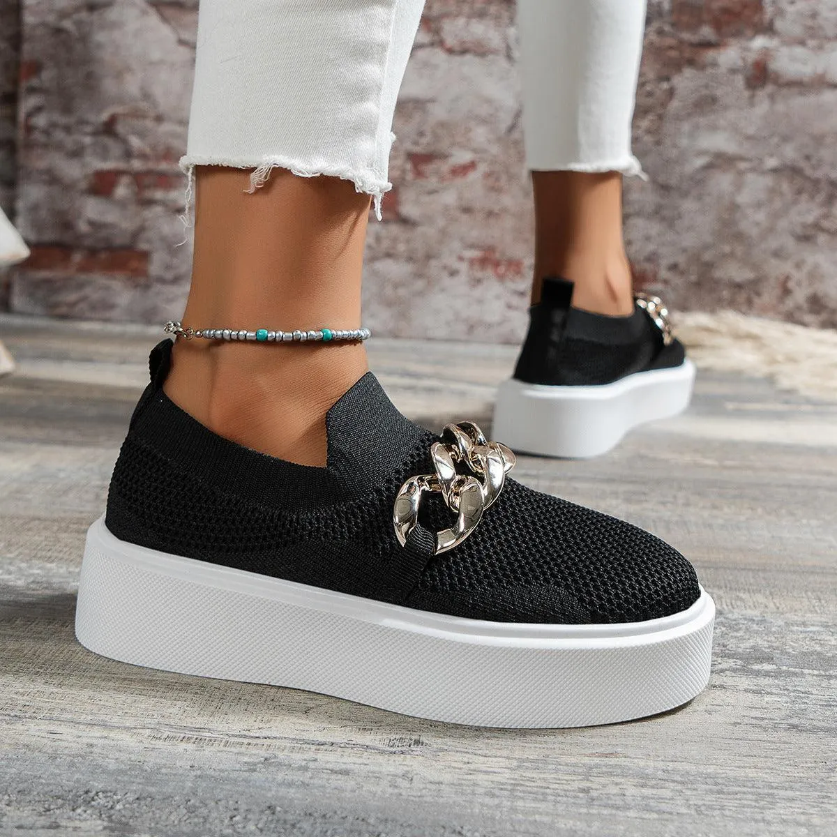 Women's European Style Metal Accent Mid-Heel Net Shoes